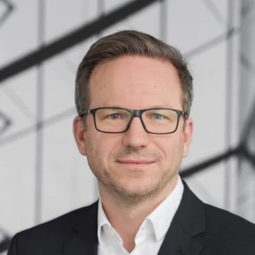 Porträt Prof. Dr.-Ing. Steffen Feirabend